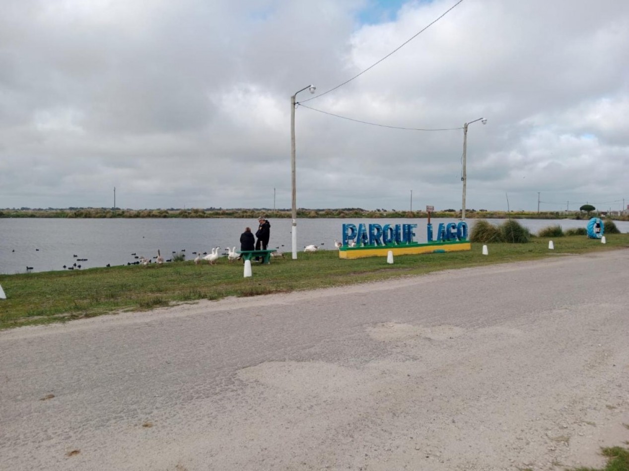 Venta Complejo de 4 Cabañas a estrenar en Mar de Cobo Parque Lago. Permuta. Financia.