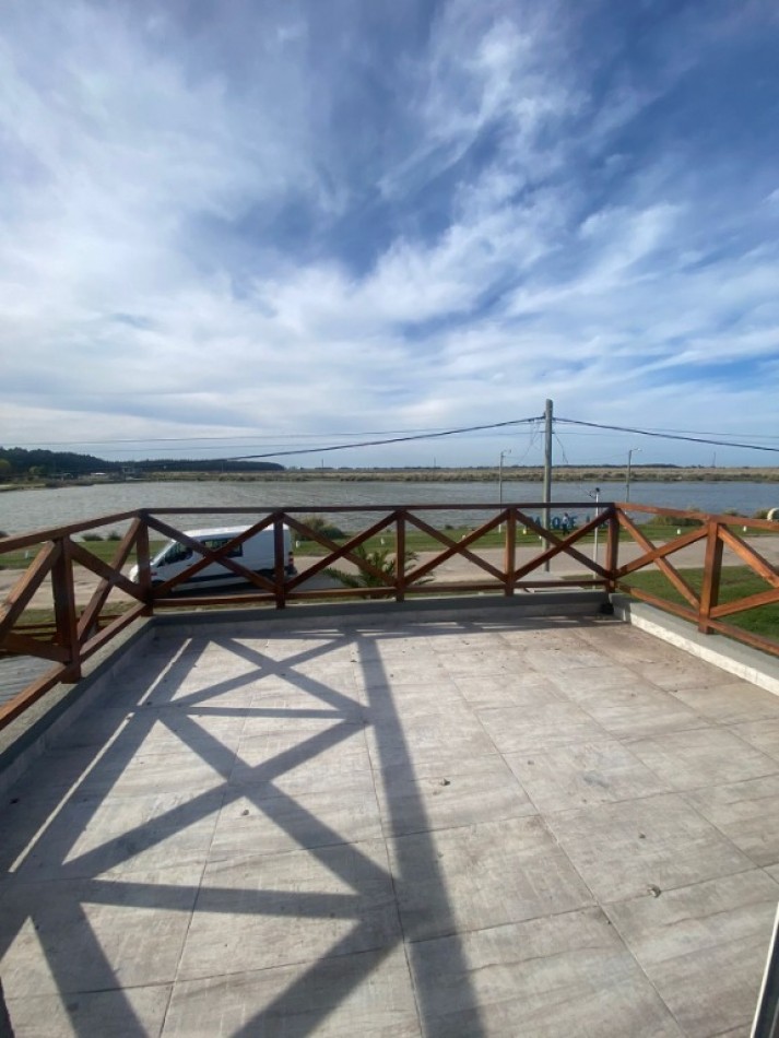 Venta Complejo de 4 Cabañas a estrenar en Mar de Cobo Parque Lago. Permuta. Financia.