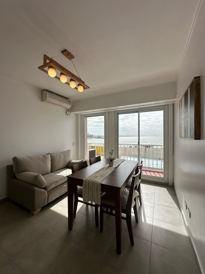 Departamento tres ambiente, vista al Mar. Guemes. Mar del Plata.