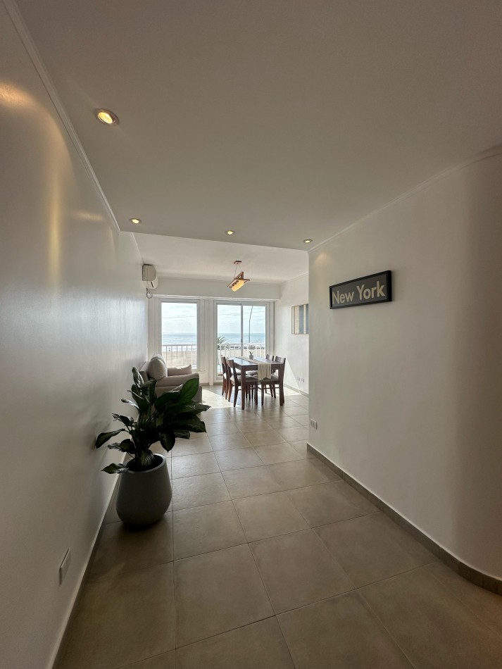 Departamento tres ambiente, vista al Mar. Guemes. Mar del Plata.