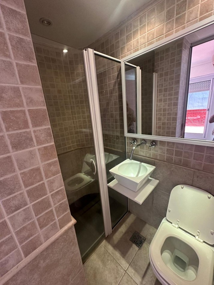 Departamento tres ambiente, vista al Mar. Guemes. Mar del Plata.