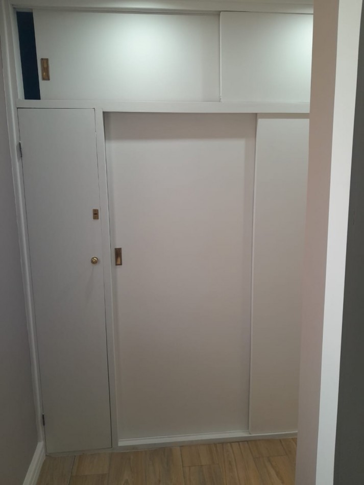 DEPARTAMENTO EN DUPLEX 5 AMBIENTES. RECICLADO. VISTA AL MAR. LA PERLA. MAR DEL PLATA.