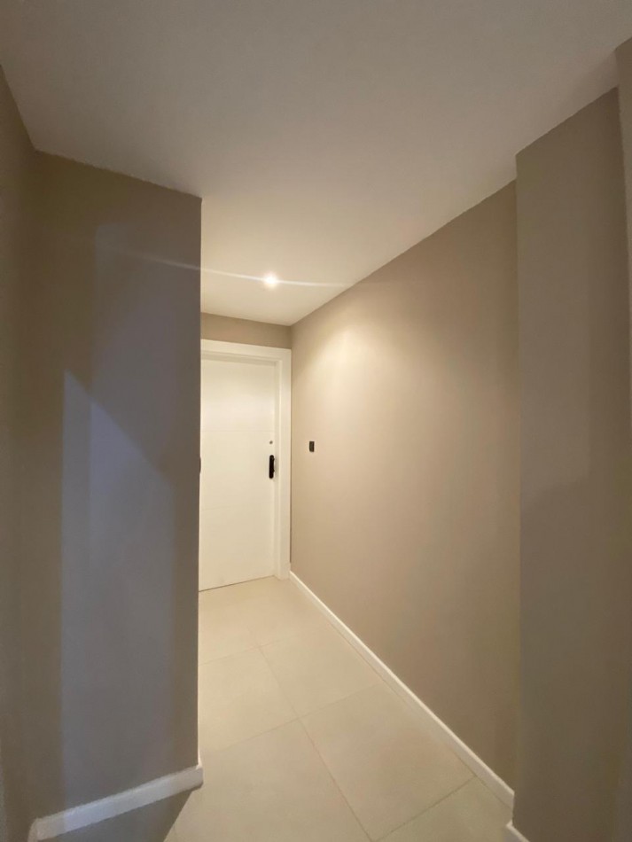 Departamento dos ambientes con cochera fija. GUEMES. Mar del Plata.