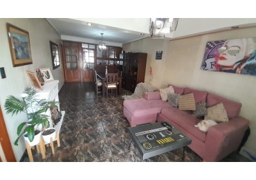 Venta Ph 4 ambientes con cochera. Permuta. Mar del Plata.